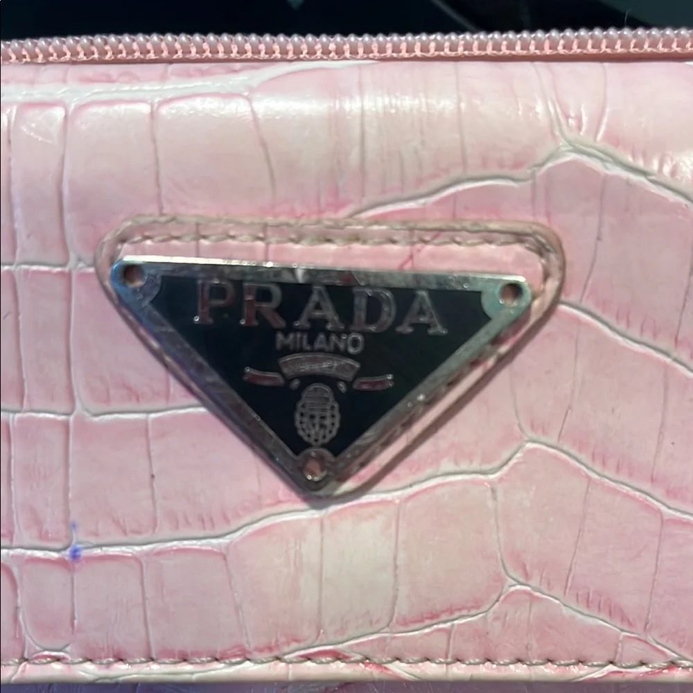 Vintage Prada Milano Pink Leather Crocodile Embossed BiFold Long Wallet Italy - Picture 2 of 16